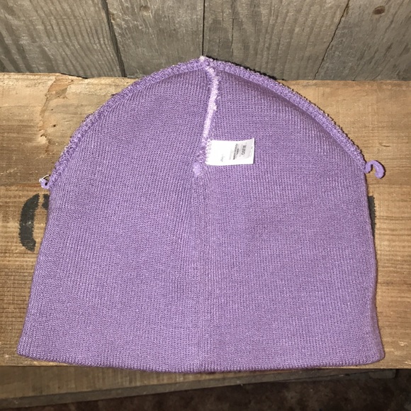 Joe Boxer Wink Emoji Face Beanie - Picture 3 of 5